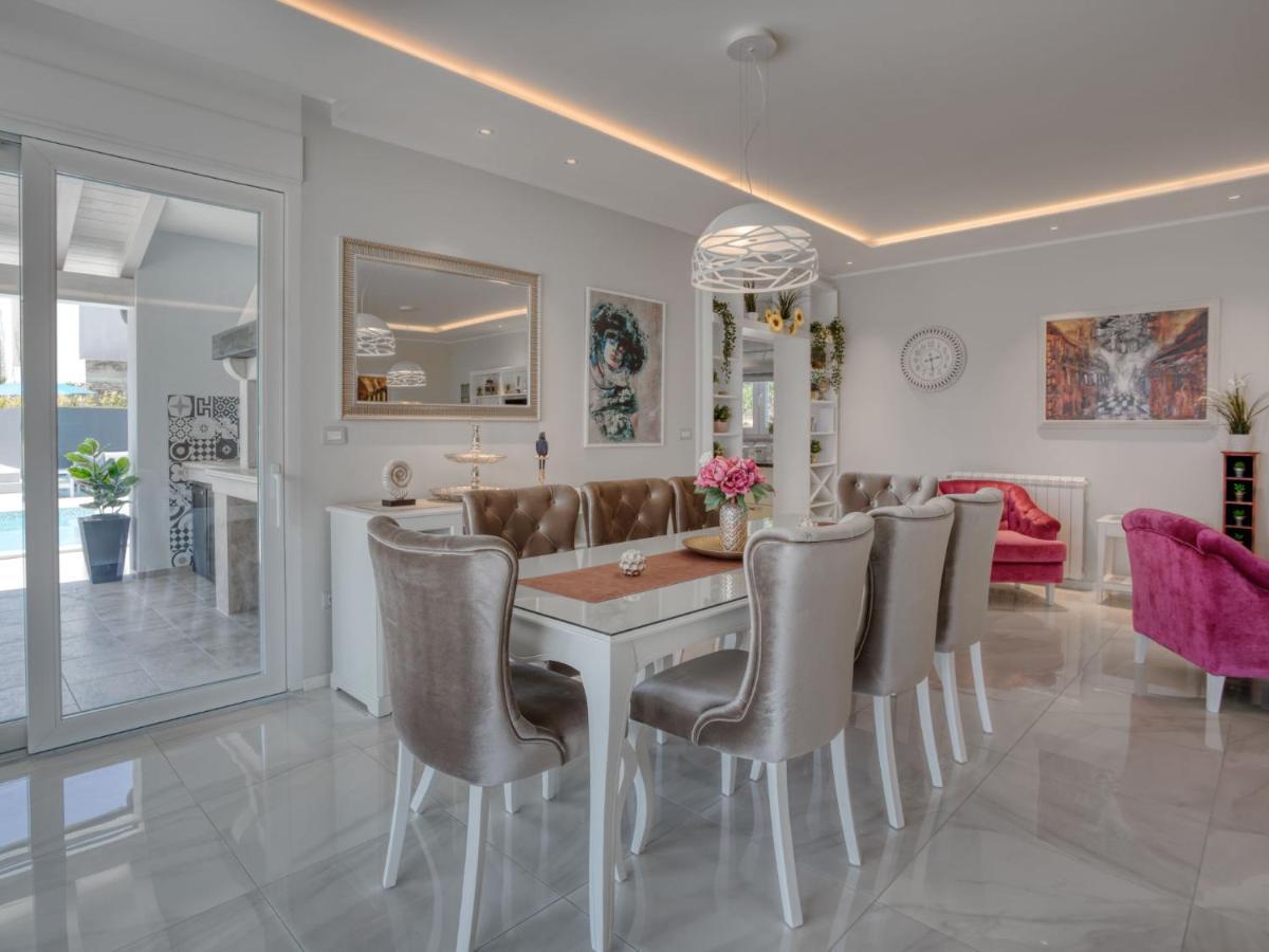 Villa Dream House By Interhome Pula Bagian luar foto